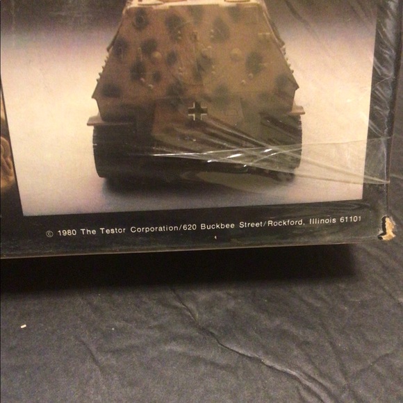 1980 NIB Kfz 184 Elefant model tank factory sealed - Picture 5 of 6